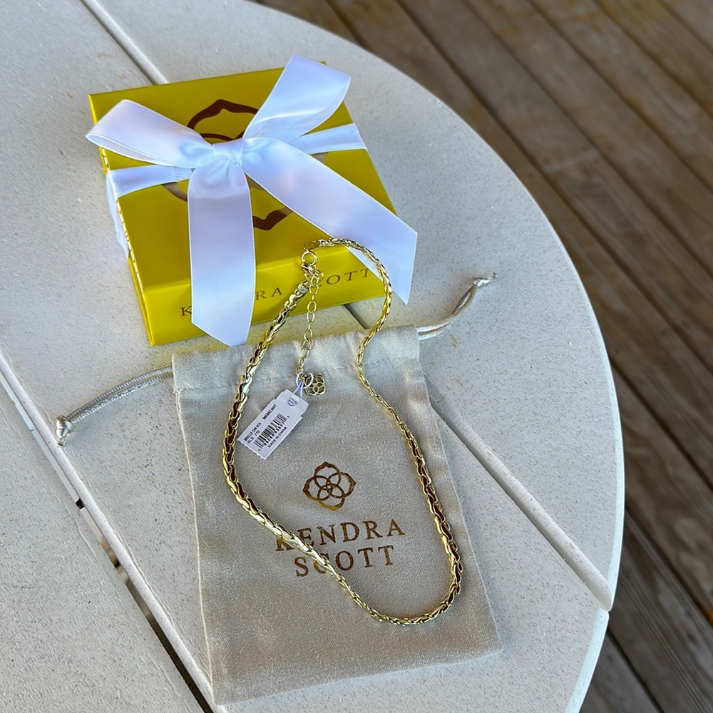 Kendra Scott Brielle Chain Necklace in Gold